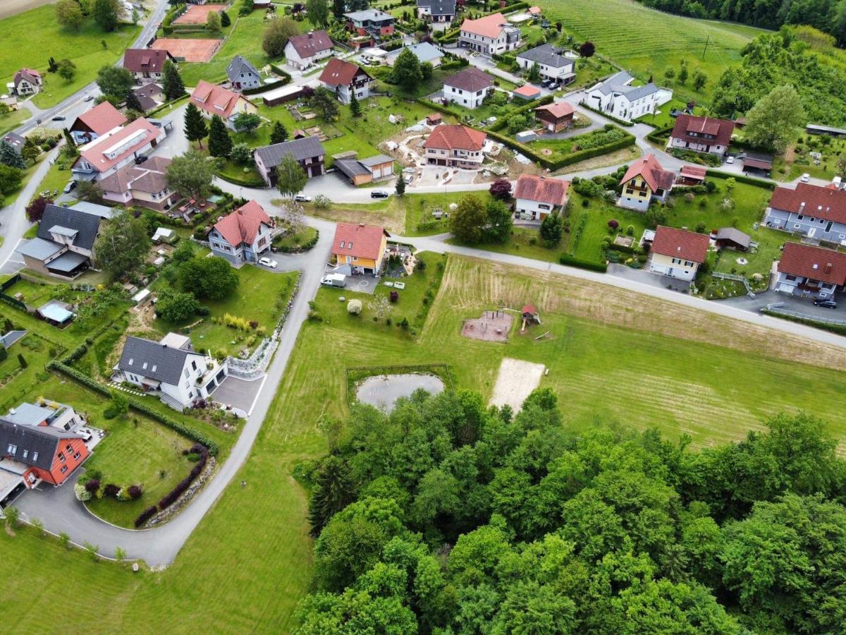 Ferienwohnung Berghausen Exterior foto